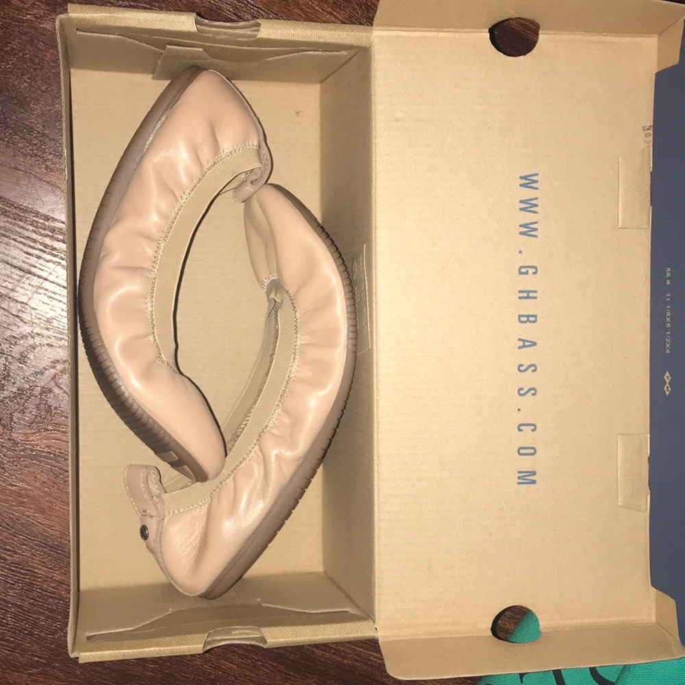 Nude flats